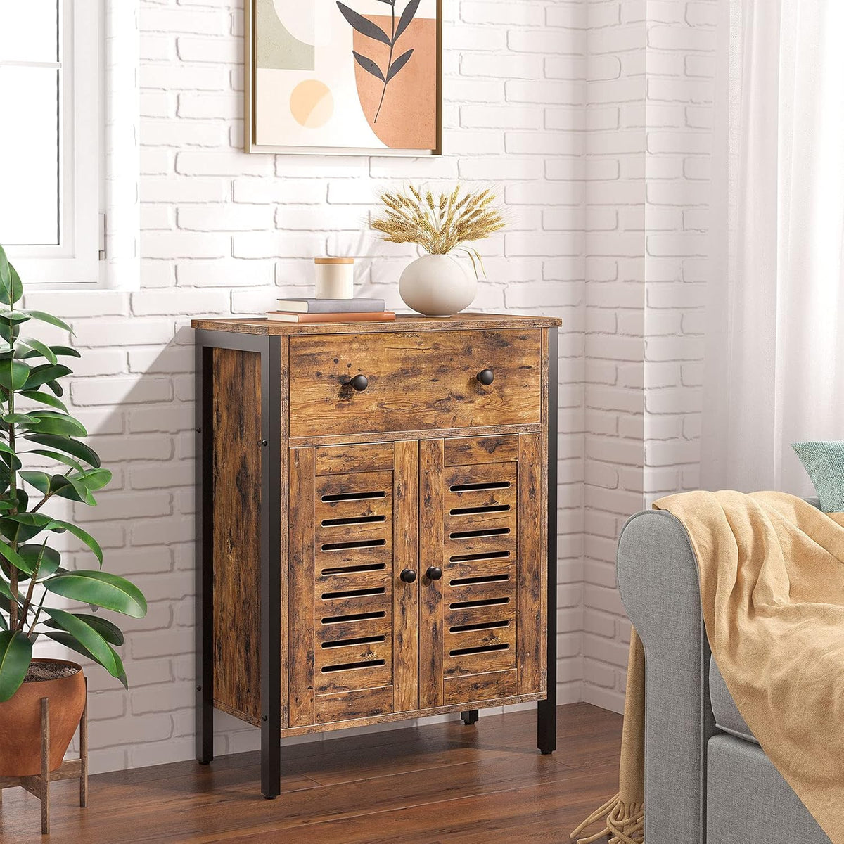 Rustic Brown Kitchen Sideboard Floor Storage Cabinet with Drawers and Height-Adjustable Shelves Q8594