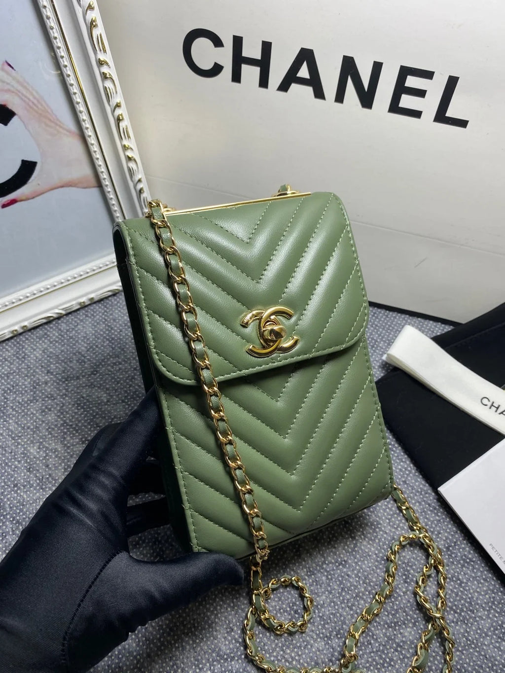 Olive Phone Bag F5549