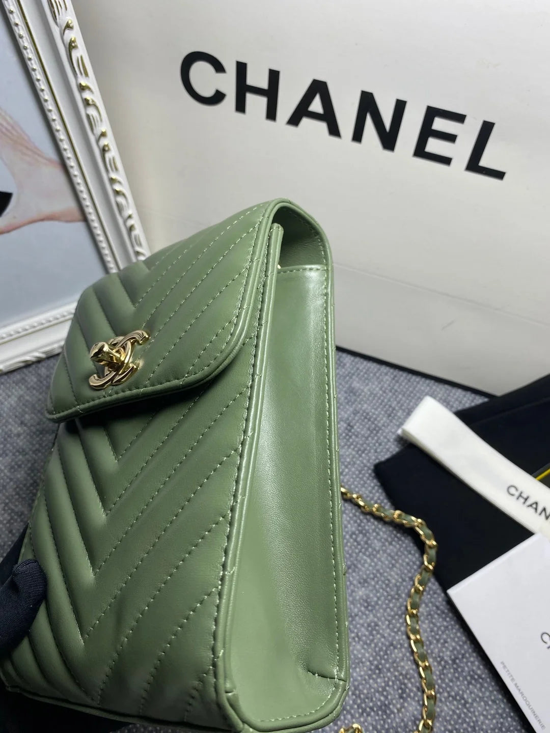 Olive Phone Bag F5549