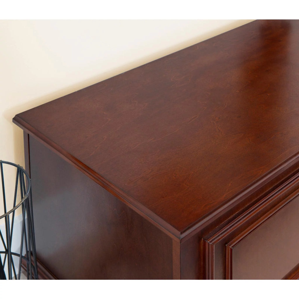 Traditional Cedar Storage Chest, Rich Cherry Finish Q4121