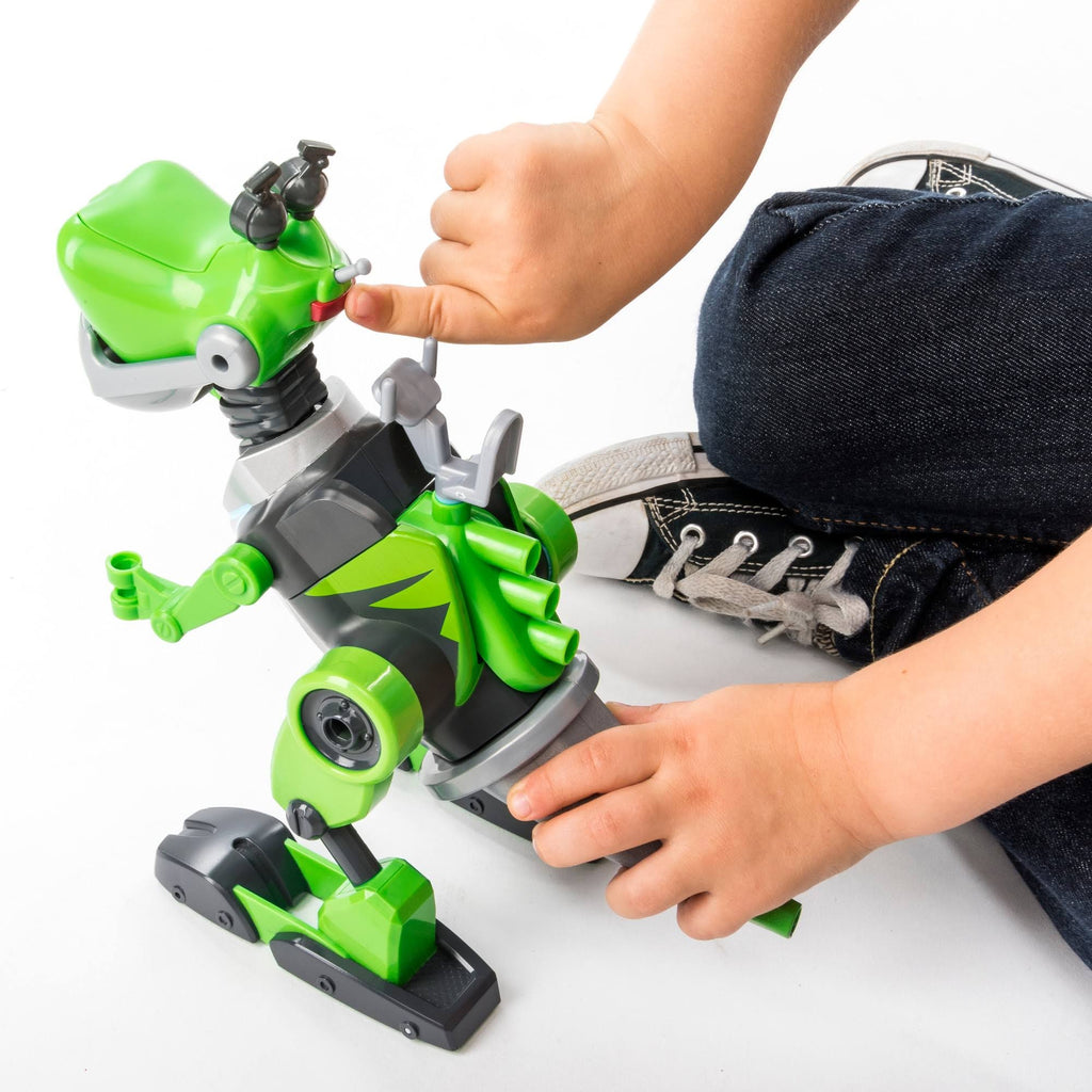 Buildable Figure with Lights and Sounds C8877