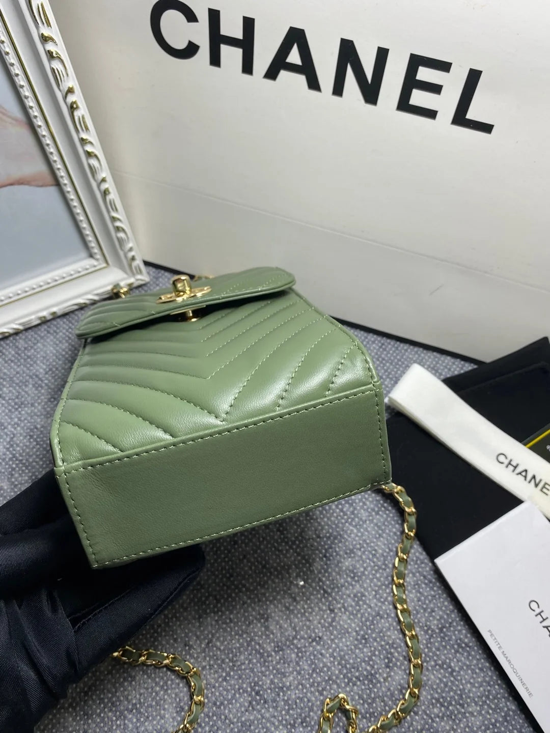 Olive Phone Bag F5549