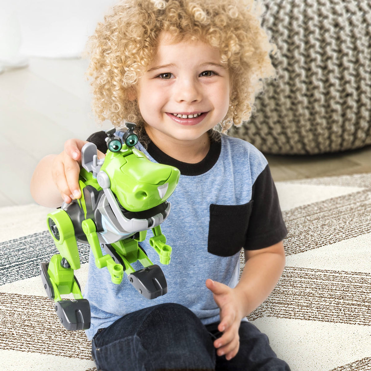 Buildable Figure with Lights and Sounds C8877