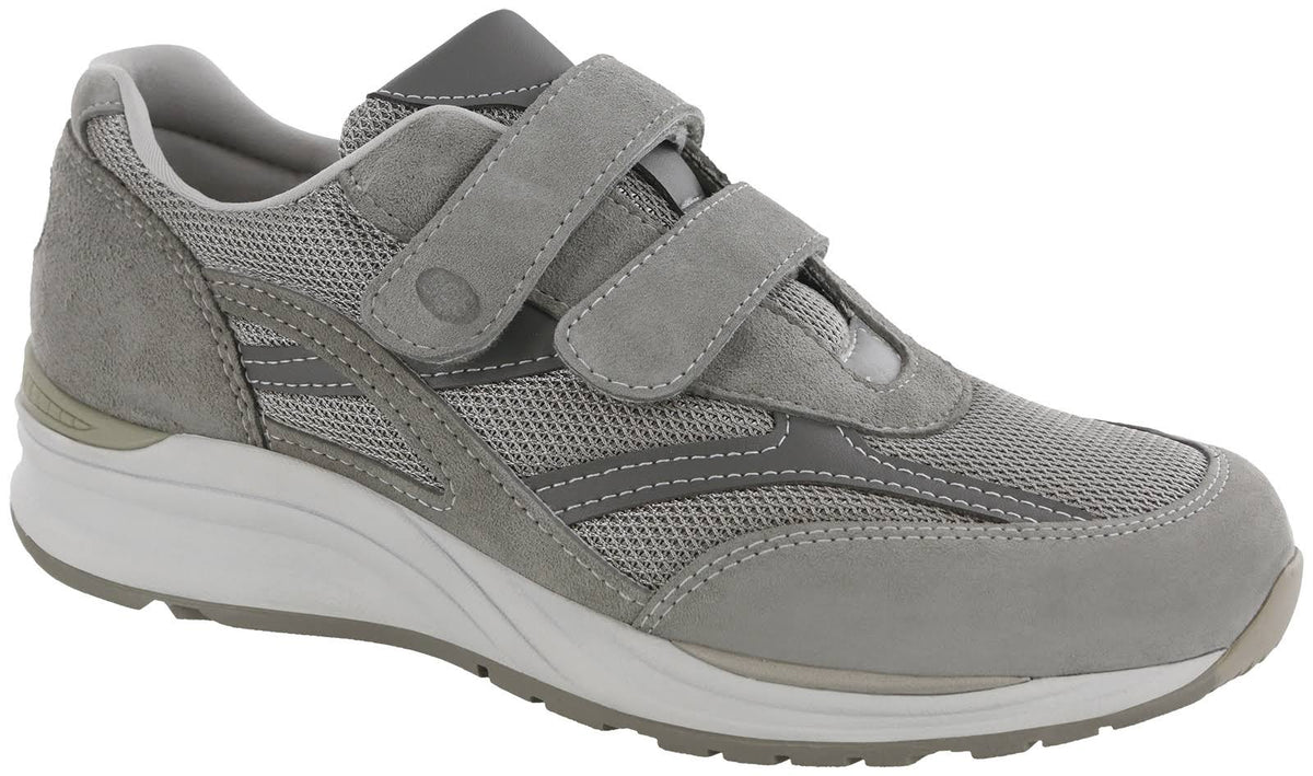Gray 13.5 Wide Mesh Shoes L589488