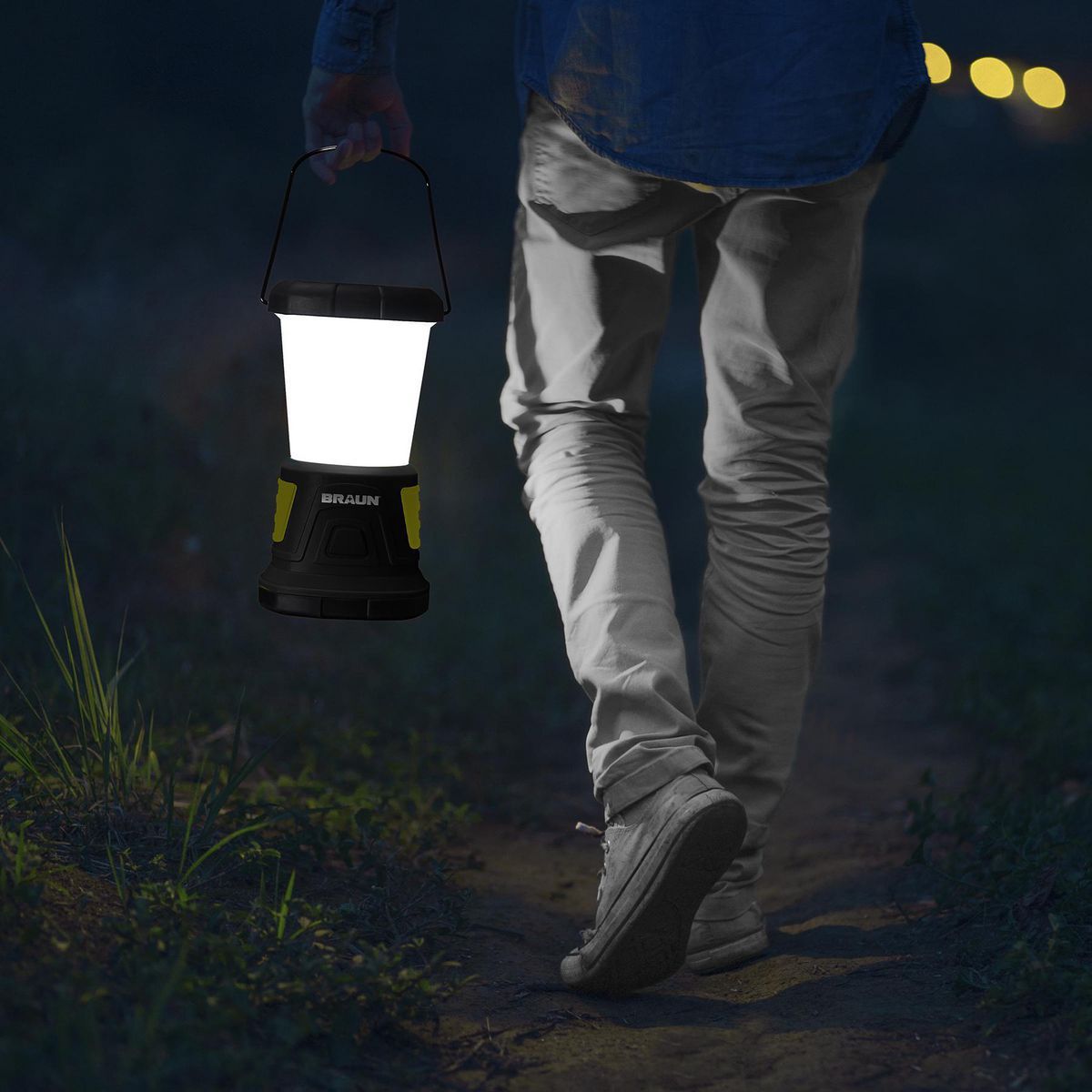 2000 Lumen 4 Mode Portable Lantern Q749