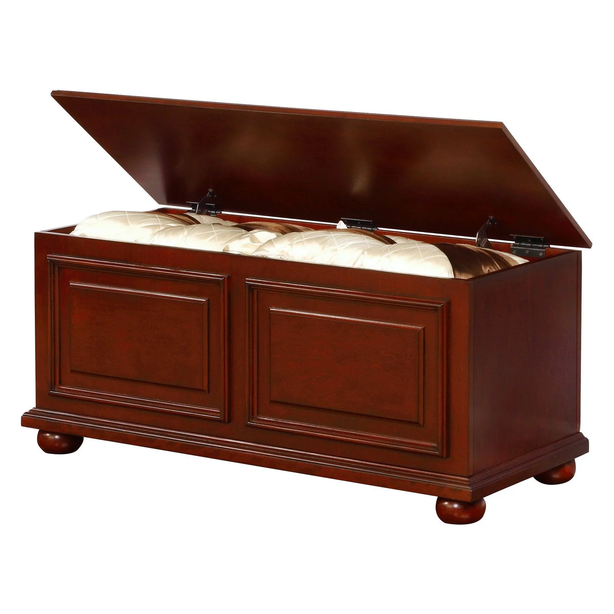 Traditional Cedar Storage Chest, Rich Cherry Finish Q4121