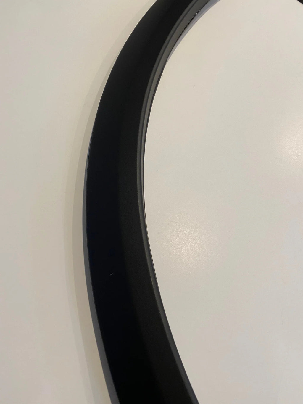 Left Rear Wheel Arch Door Cladding Molding Q657264