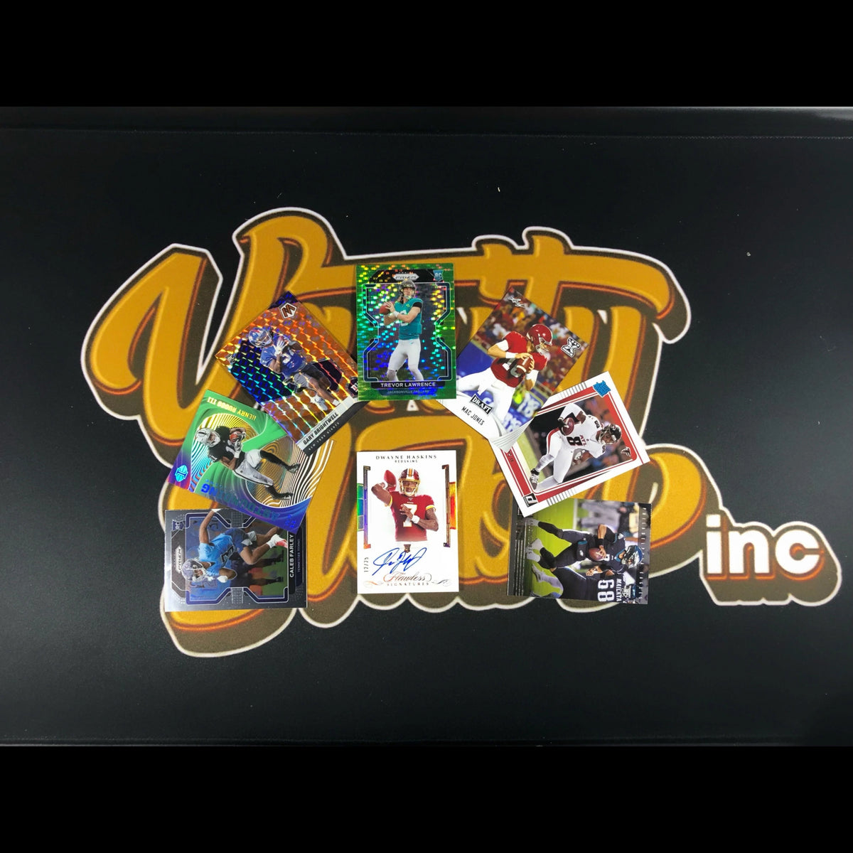 Football Mystery Pack Random Autographed Relic Rookie Trading Cards R395549