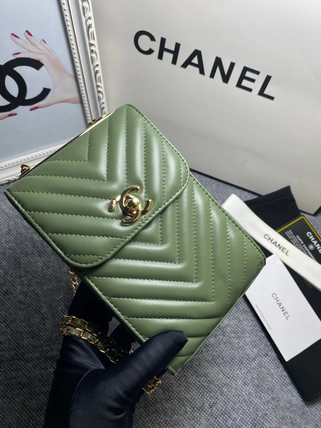 Olive Phone Bag F5549