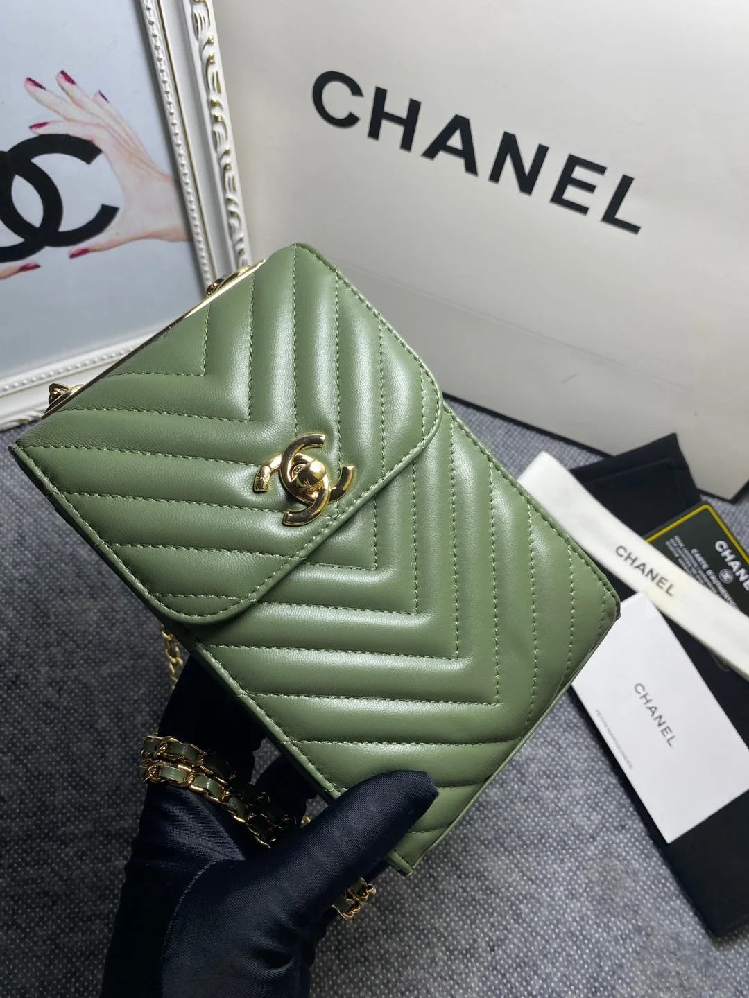 Olive Phone Bag F5549